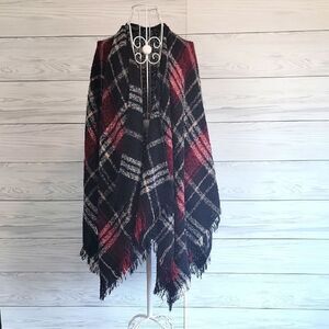 Unbranded Plaid Fringe Shawl in Red and Black One Size
